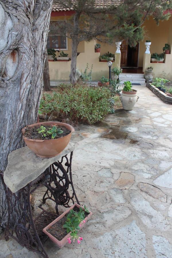 La Mansarda Bed & Breakfast Biancareddu Екстериор снимка