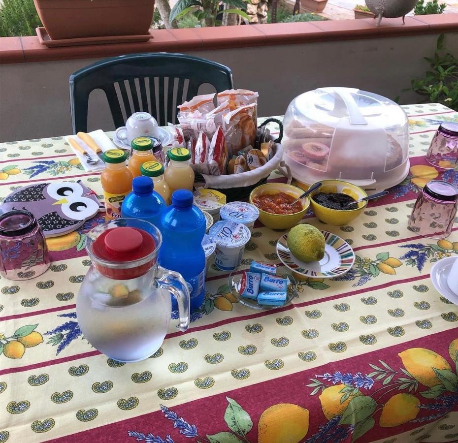 La Mansarda Bed & Breakfast Biancareddu Екстериор снимка