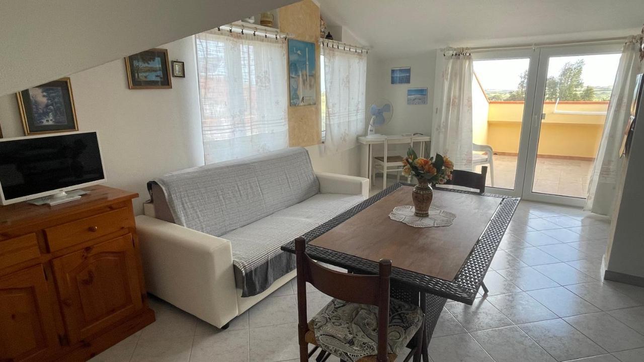 La Mansarda Bed & Breakfast Biancareddu Екстериор снимка